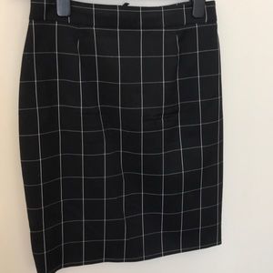 Brooker’s brothers suit skirt
